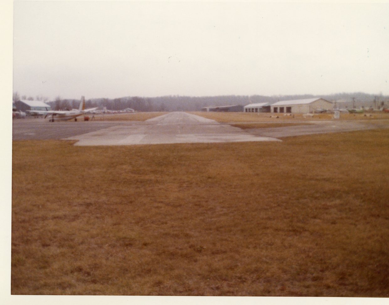 Airport 1980 B.jpg